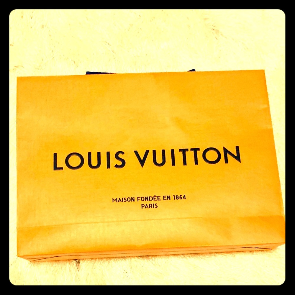 Authentic Louis vuitton shopping bag